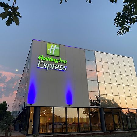 Holiday Inn Express - Arcachon - La Teste, An Ihg Hotel Exterior photo