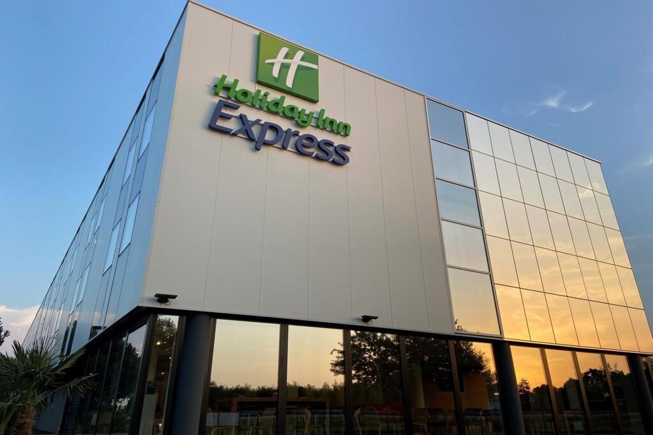 Holiday Inn Express - Arcachon - La Teste, An Ihg Hotel Exterior photo